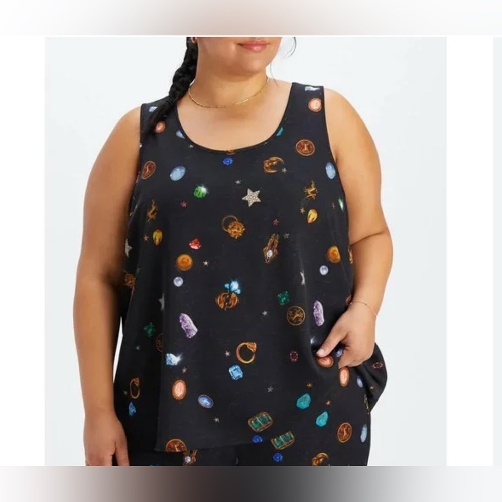 FABLETICS Size 2X Ecosatin Black Lucky Charm Astrology Graphic Plus Tank Top.New